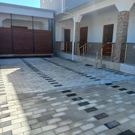 Davide'S Guesthouse Vlore Exterior photo