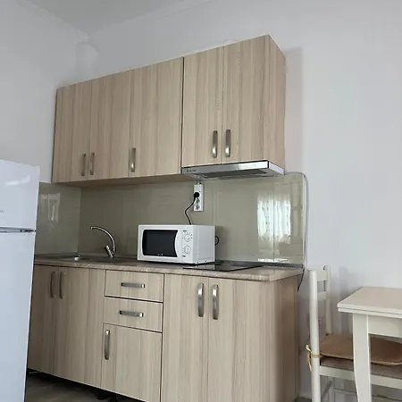 Davide'S Guesthouse Vlore Exterior photo