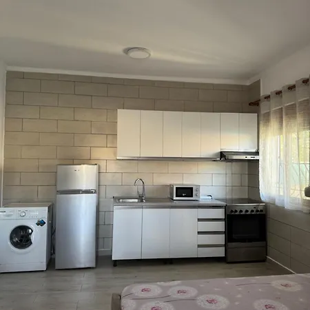 Davide'S Guesthouse Vlore Exterior photo